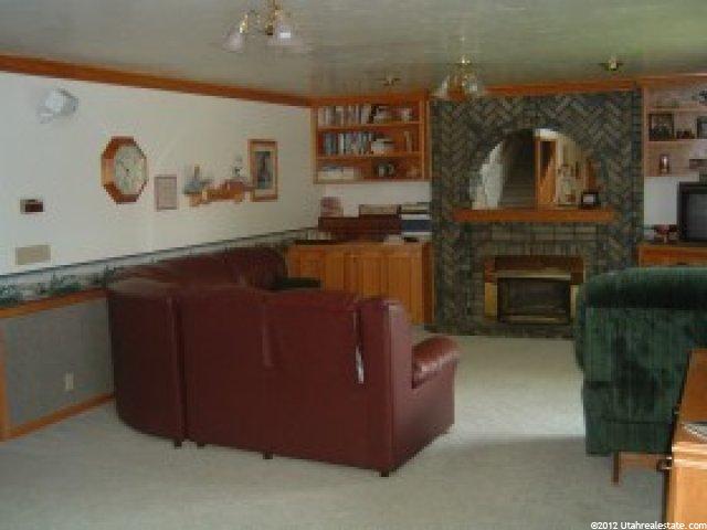 566 E 650 S, River Heights, UT 84321 — photo 3