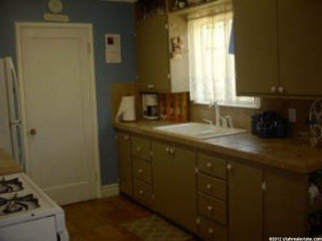 288 S 200 E, Kaysville, UT 84037 — photo 2