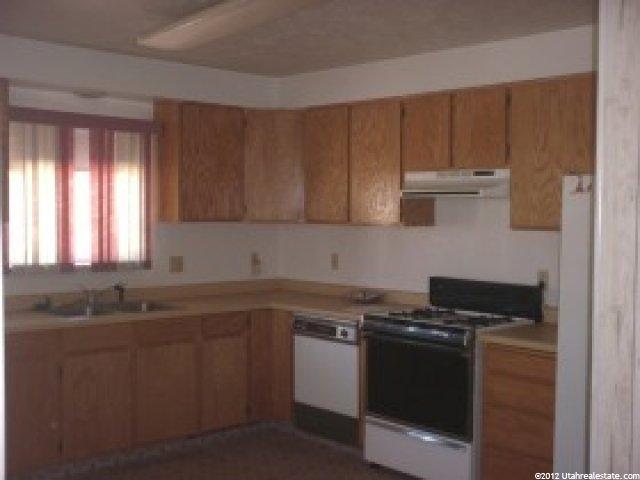 65 W 300 S, Fillmore, UT 84631 — photo 2
