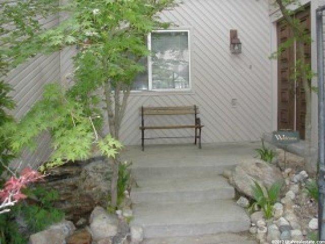 8803 Ida Ln, Sandy, UT 84093 — photo 2