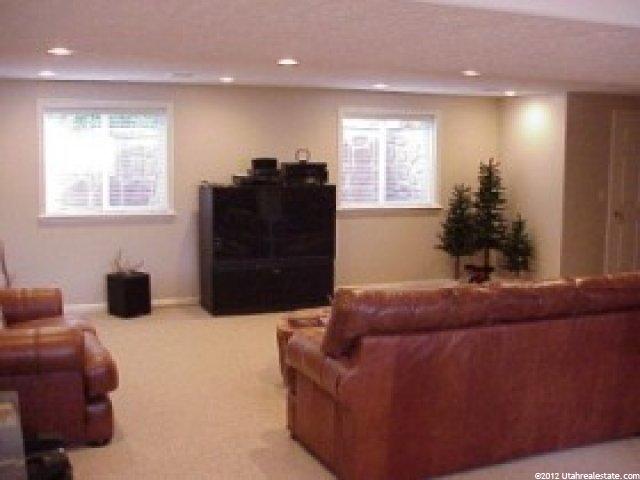 1985 N 1800 E, Layton, UT 84040 — photo 8