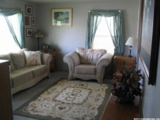 127 W 1850 N, Sunset, UT 84015 — photo 2