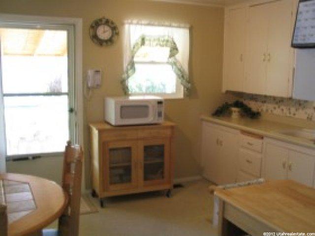 127 W 1850 N, Sunset, UT 84015 — photo 3