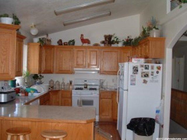 141 W 100 S, Levan, UT 84648 — photo 2