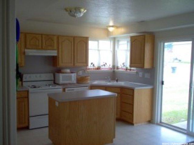 1292 N Quincy Ave, Ogden, UT 84404 — photo 2