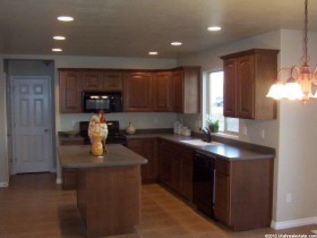 1198 N 2375 W, Layton, UT 84041 — photo 3