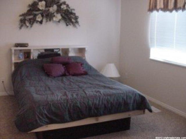 5527 S 3375 W, Roy, UT 84067 — photo 5