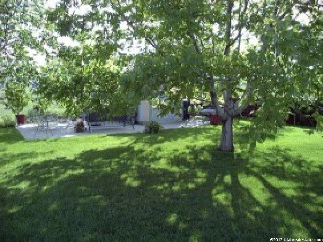 762 S 200 E, Layton, UT 84041 — photo 2