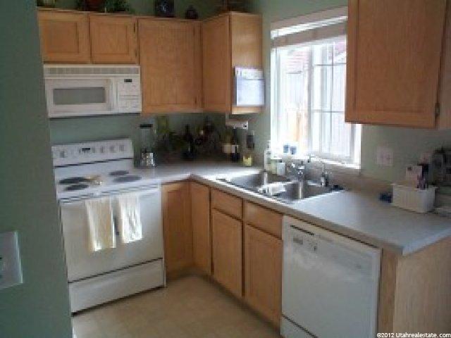 65 S Hamlet Cir W, Midway, UT 84049 — photo 4