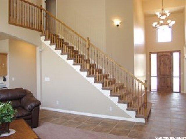 1203 Saddle Bluff Dr, Murray, UT 84123 — photo 2