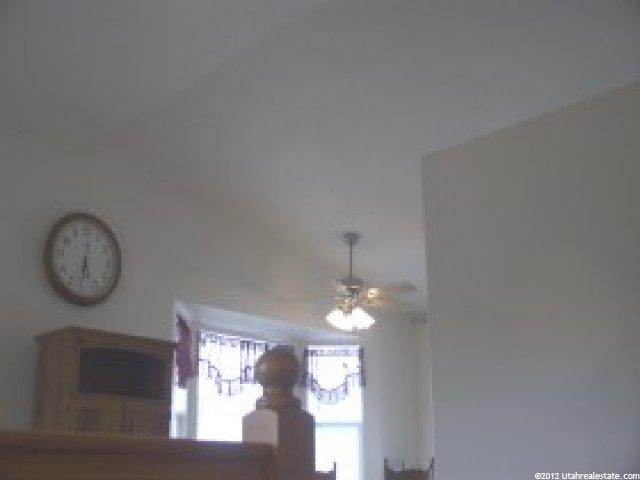 2183 S 1600 W, Woods Cross, UT 84087 — photo 8