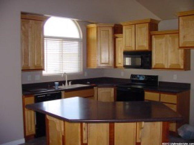 1746 N 900 E, North Ogden, UT 84414 — photo 2