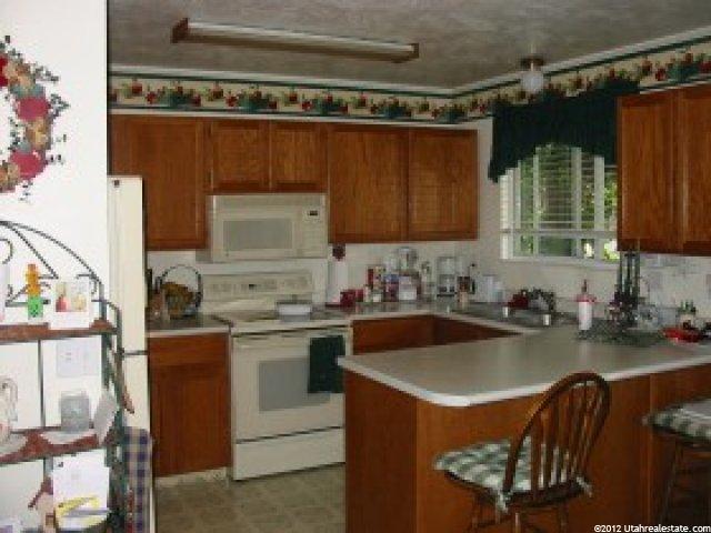 648 S 150 W, Centerville, UT 84014 — photo 3