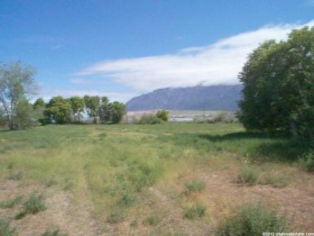 1870 Farr West Dr, Farr West, UT 84404 — photo 3
