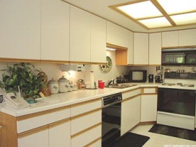 9035 S 3605 E, Sandy, UT 84093 — photo 4
