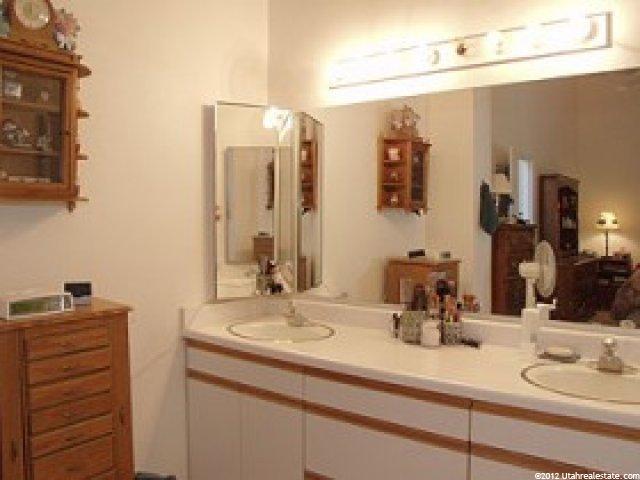 9035 S 3605 E, Sandy, UT 84093 — photo 7