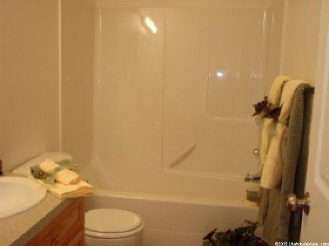 346 E 2350 N ## 5, North Ogden, UT 84414 — photo 5