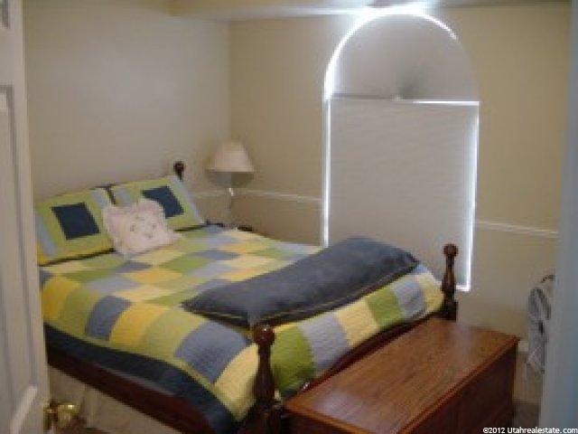 571 E Center St, Providence, UT 84332 — photo 5