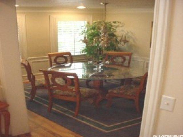 1833 E Beechwood Dr, Layton, UT 84040 — photo 2