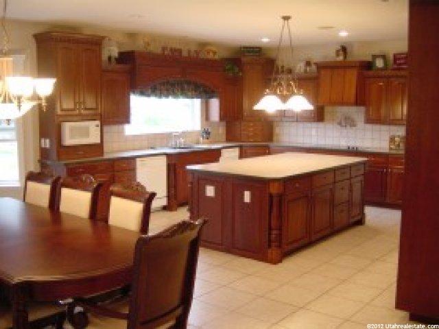 945 Milestone Dr, Smithfield, UT 84335 — photo 2