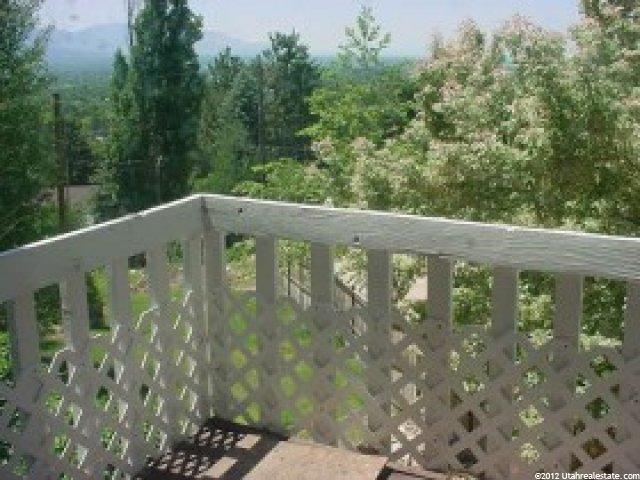 3079 Stratton Dr, Holladay, UT 84117 — photo 2