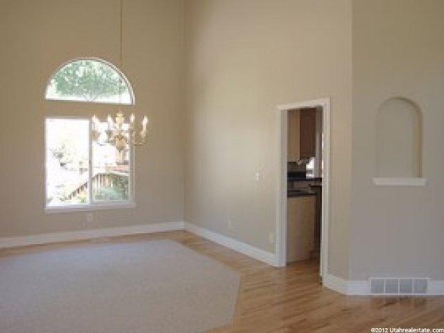 1945 E Ridgehill Dr, Bountiful, UT 84010 — photo 3