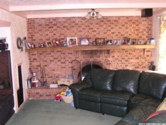 943 S Mountain Rd, Fruit Heights, UT 84037 — photo 3
