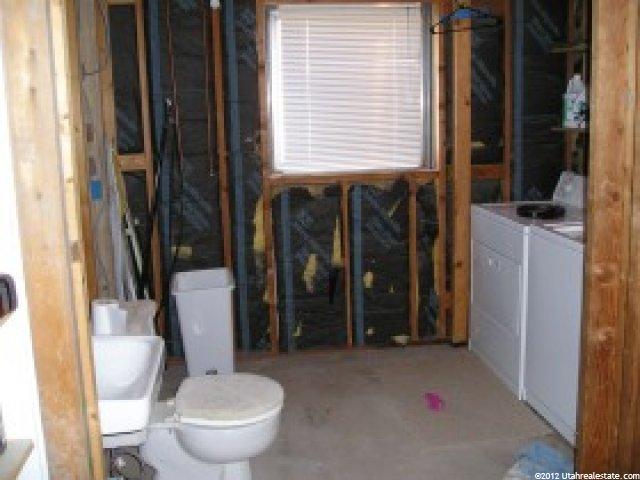 1007 N 2250 W, Farr West, UT 84404 — photo 5