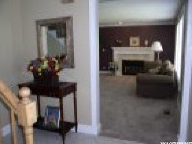 347 W Willow Wood Cir, Centerville, UT 84014 — photo 2