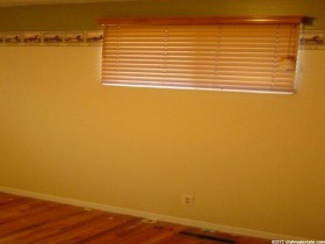 684 Ann St, Clearfield, UT 84015 — photo 7