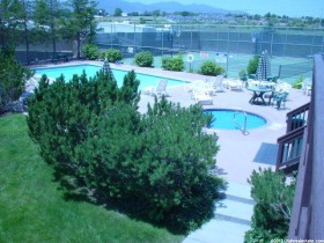 657 W Jefferson Cv #11 E, Sandy, UT 84070 — photo 2