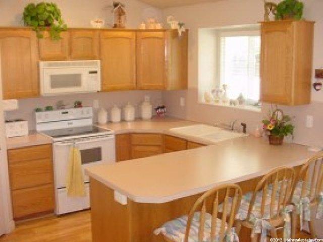 734 E 2700 N, North Ogden, UT 84414 — photo 3