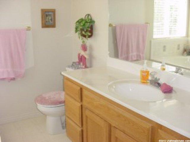 734 E 2700 N, North Ogden, UT 84414 — photo 6