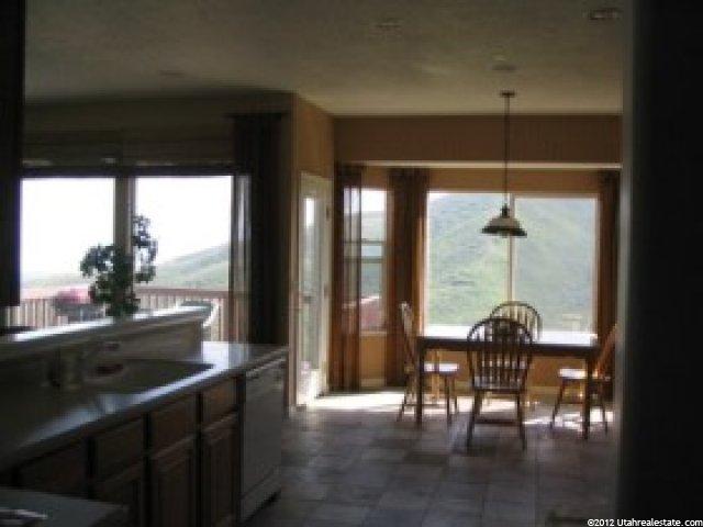 1728 Longbranch Dr, Draper, UT 84020 — photo 2