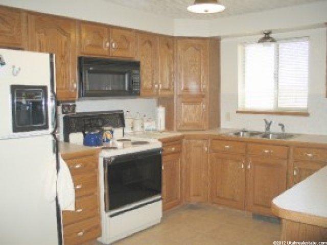3381 W 2550 S, Taylor, UT 84401 — photo 2