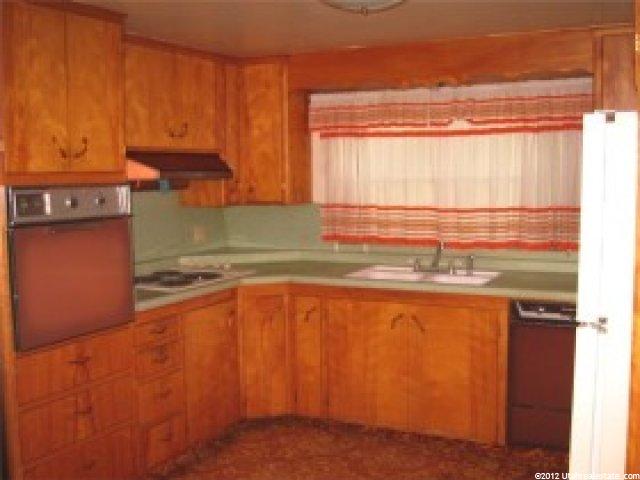 371 E 1600 S, Bountiful, UT 84010 — photo 2