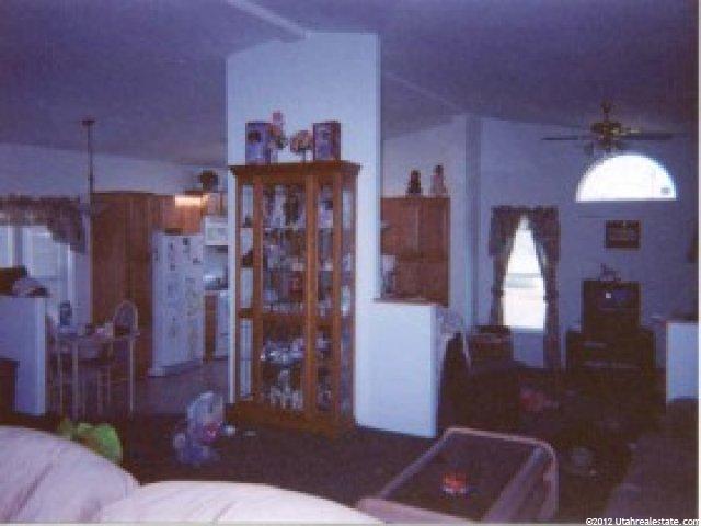 555 N 400 W ##8, Centerville, UT 84014 — photo 5
