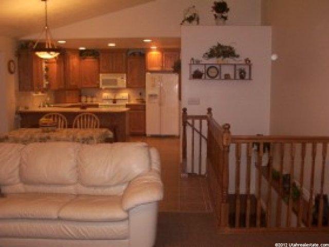 2785 W 3450 N, Farr West, UT 84404 — photo 7