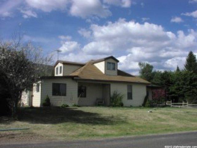 132 W 100 N, Fremont, UT 84747 — photo 2