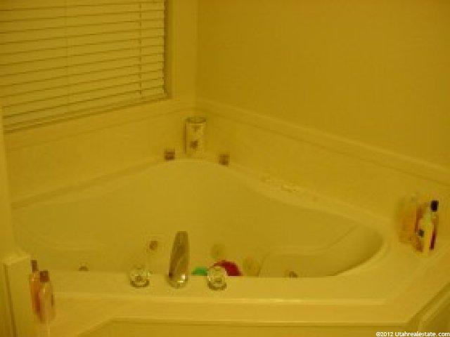 839 Camille Cir, Centerville, UT 84014 — photo 5