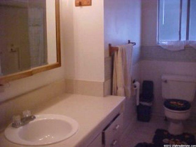 548 Connie Dr, Midvale, UT 84047 — photo 5