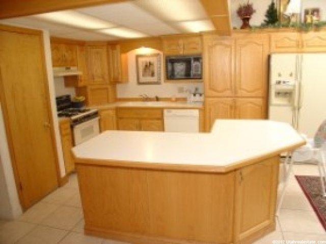 44 N 1000 E, Bountiful, UT 84010 — photo 3