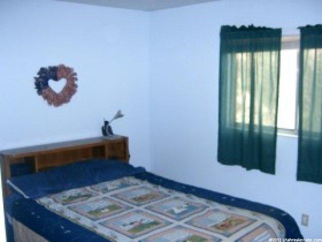 2236 S 300 W, Clearfield, UT 84015 — photo 4