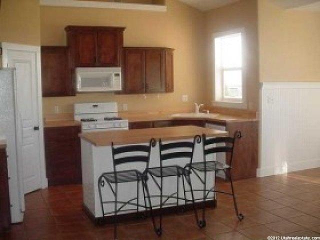 762 W 300 N, Hyrum, UT 84319 — photo 2