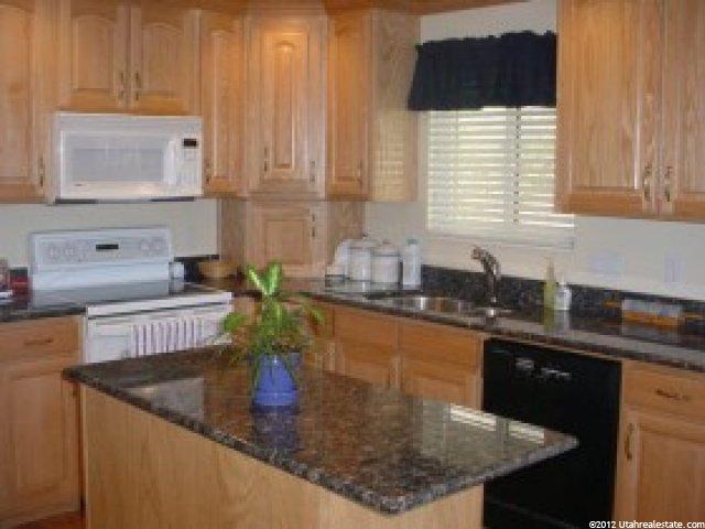 1834 N 200 E, Centerville, UT 84014 — photo 2