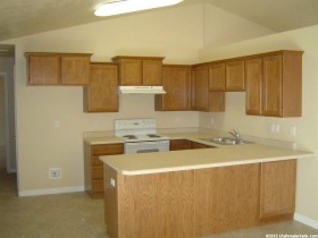 2814 W 2300 N, Clinton, UT 84015 — photo 2