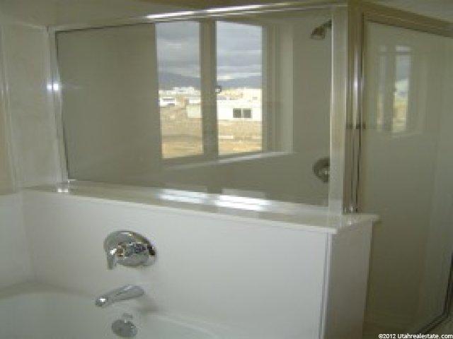 2814 W 2300 N, Clinton, UT 84015 — photo 5