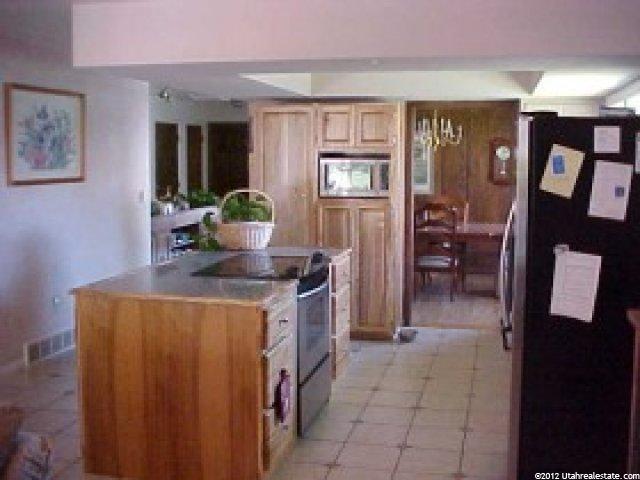 560 N Van Buren Ave N, Ogden, UT 84404 — photo 6