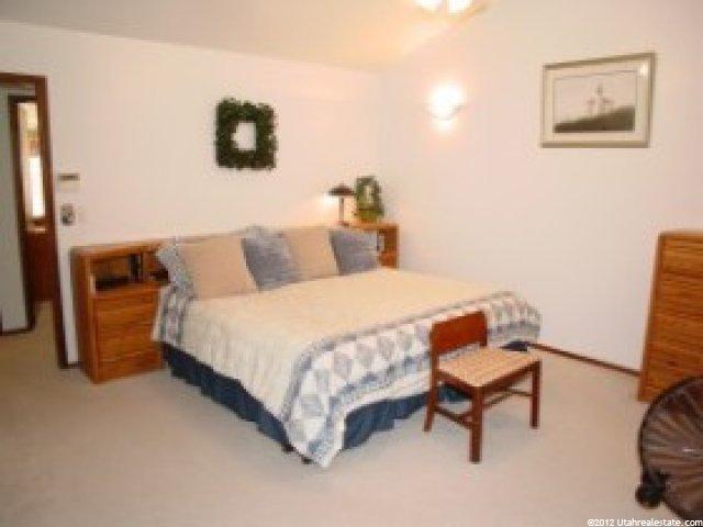 756 Quaking Aspen Dr, Murray, UT 84123 — photo 6
