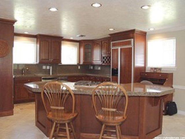2897 E Robidoux Rd, Sandy, UT 84093 — photo 4